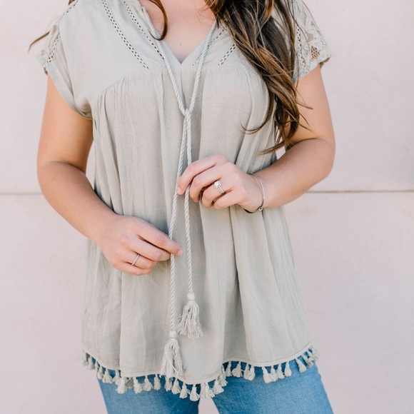 KORI Blouse - Picture 1 of 8